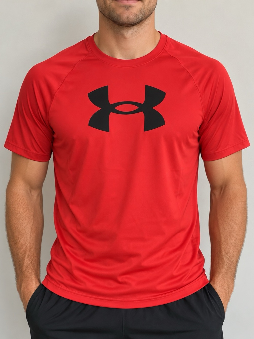 Under Armour Youth Red Athletic Tee Size XL